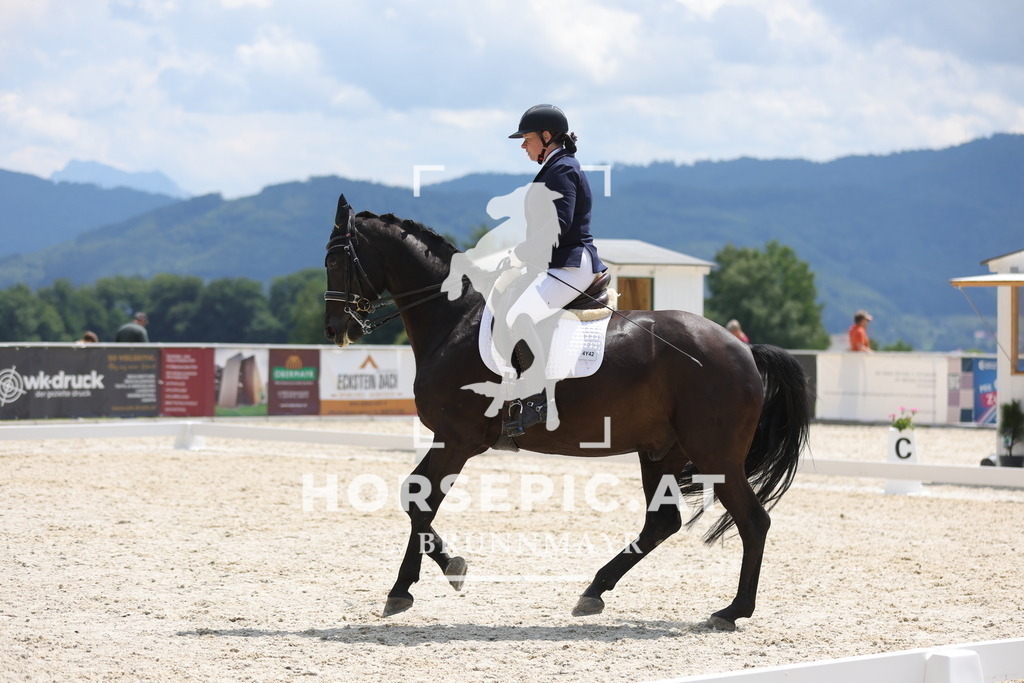 0P6A0432 | Willkommen bei Brunnmayr - Design & Fotografie – Ihrem Spezialisten für Reitturniere und Pferdeveranstaltungen in Oberösterreich, Salzburg und Bayern! Seit über 17 Jahren sind wir leidenschaftlich dabei.