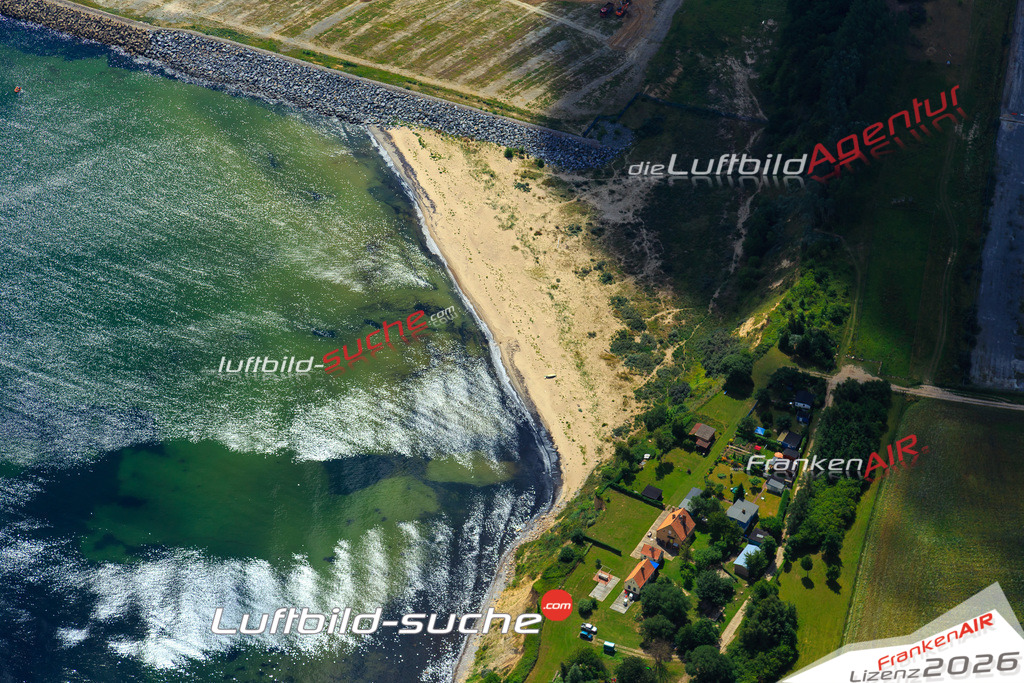 Die Luftaufnahme der Stadt Sassnitz wurde vom UL-Flugzeug heraus erstellt ( keine Drohne )- hohe Auflösung für beste Qualität