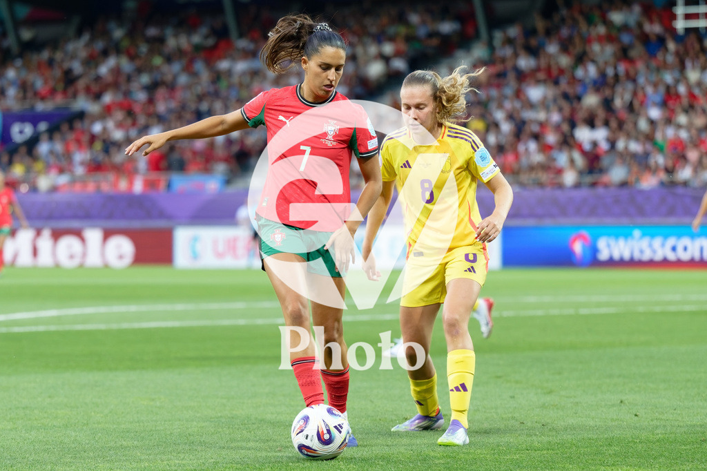 Portugal v Belgium: UEFA Women's EURO 2025 Group B | SION, SWITZERLAND - JULY 11: Francisca Nazareth of Portugal (L) and Jarne Teulings Belgium (R) fight for possession  during the UEFA Women's EURO 2025 Group B match between Portugal and Belgium at Stade de Tourbillon on July 11, 2025 in Sion, Switzerland. (Photo by Giuseppe Velletri/Sports Press Photo/Getty Images)