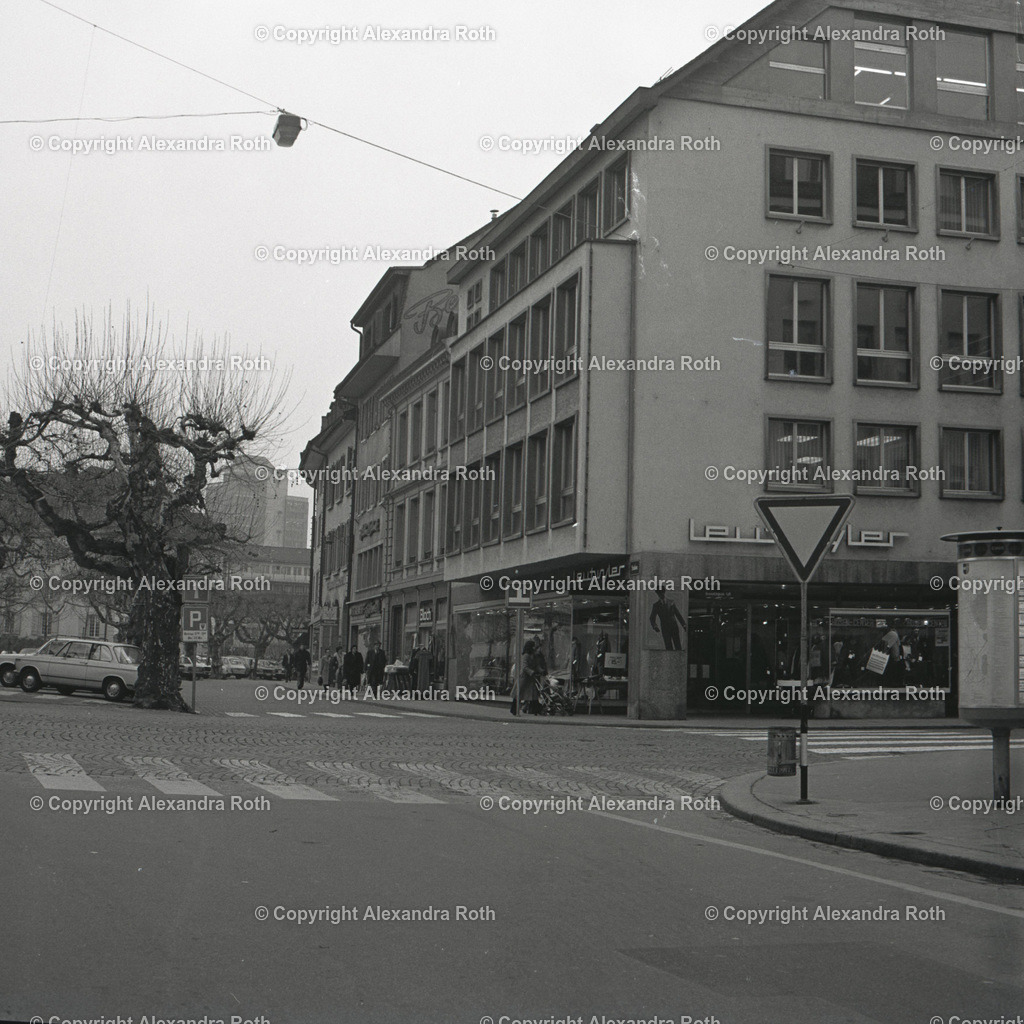 Aarau_0404 | onlineshop - Realisiert mit Pictrs.com