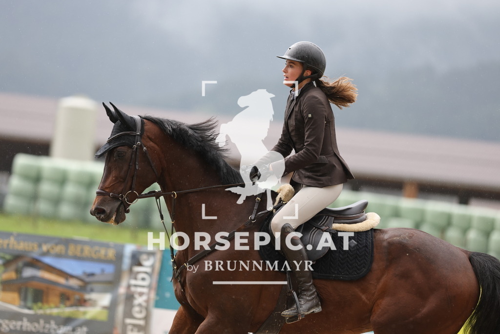 0P6A1659 | Willkommen bei Brunnmayr - Design & Fotografie – Ihrem Spezialisten für Reitturniere und Pferdeveranstaltungen in Oberösterreich, Salzburg und Bayern! Seit über 17 Jahren sind wir leidenschaftlich dabei.