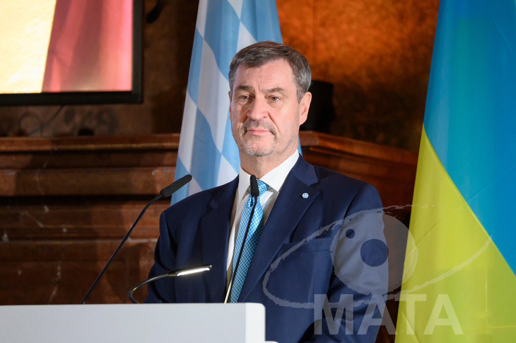 _DWI5384 | Bayerns Ministerpräsident Markus Söder (CSU) hält eine Rede in der Münchner Residenz bei der Verleihung des Ewald-von-Kleist-Preises.Der diesjährige Ewald-von-Kleist-Preis wird am Rande der Münchner Sicherheitskonferenz 2026 an das ukrainische Volk vergeben. München, 14.02.2026 Bayern Deutschland - Realisiert mit Pictrs.com