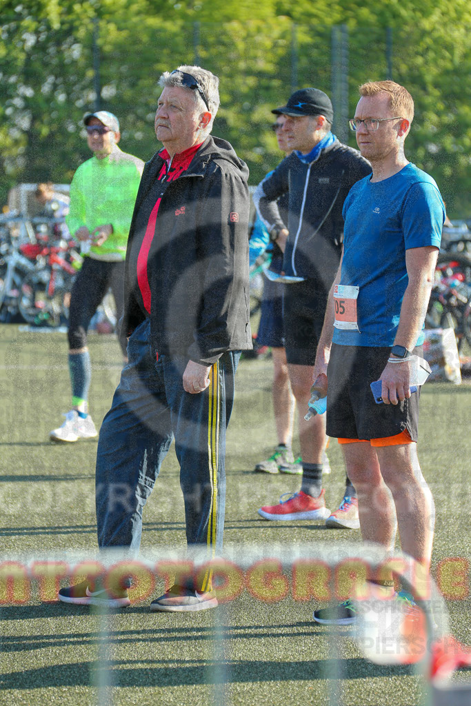 220424_0918_EX1_3942 | Sportfotografie im Rhein-Sieg Kreis, Köln, Bonn, NRW, Rheinland Pfalz, Hessen, etc. Unser Tätigkeitsfeld umfasst den Laufsport vom Volkslauf über den Marathon, Duathlon, Triathon bis zum Ultralauf wie Kölnpfad Ultra oder Schindertrail.