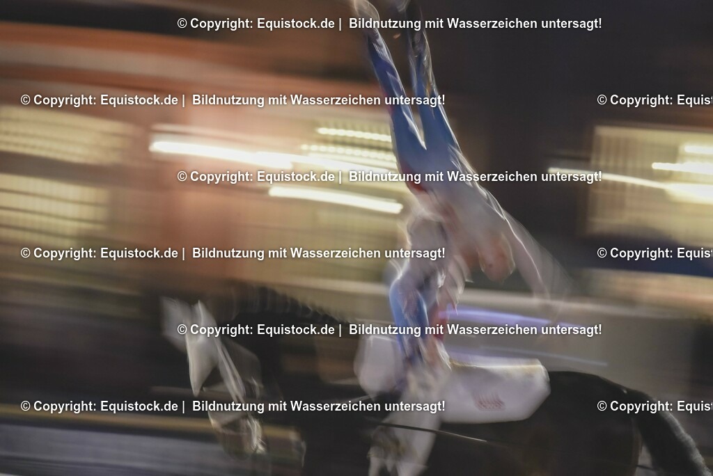 20230527_Voltigieren_NASPA_Flutlicht_0950 | equistock