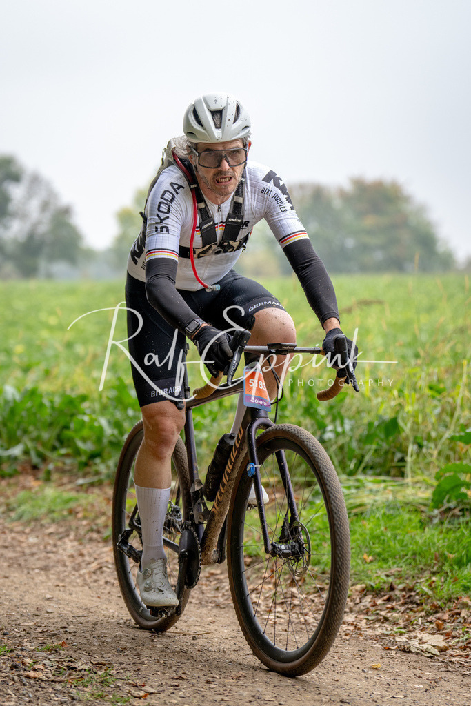 Ralf Eppink Photography 20251011_DSC00590 | Sportfotografie, Eventfotografie, Porträtfotografie, Radsport Fotograf, Triathlon Fotograf, Düsseldorf Fotograf, Köln Fotograf, Actionfotografie, Teamfotografie, Peoplefotografie, Business Portraits, Veranstaltungsfotografie, Reportagefotografie - Realisiert mit Pictrs.com
