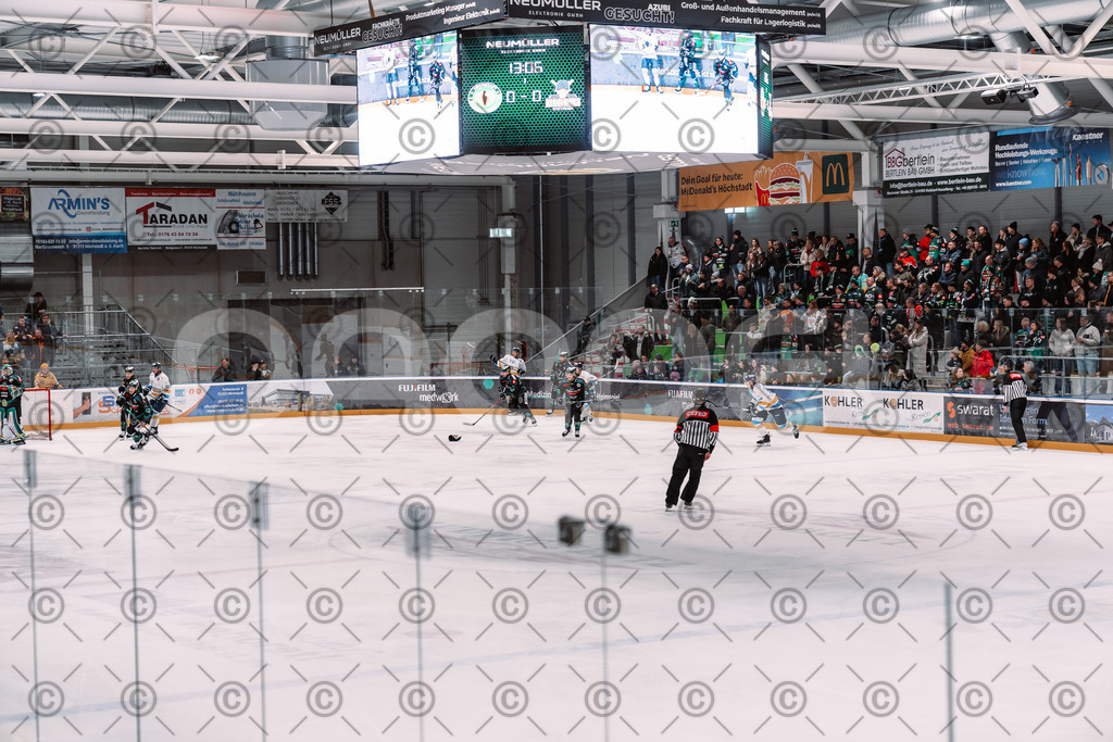 Alligators_vs_Stuttgart_16_11_2025-66 | Höchstadt Alligators Fotogalerie: Eishockey-Action aus Franken. Professionelle Spielfotos, Portraits & Stadionbilder zum Download. Jetzt entdecken! - Realisiert mit Pictrs.com