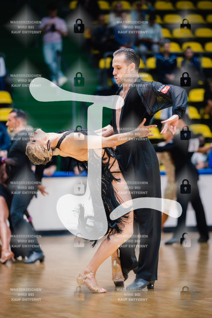 Hessen Tanzt WDSF International Open Latin 4th (83) Vitalii Zakharov _ Tabea Louisa Thaler (TC Blau-Orange Wiesbaden)-2025-05-18-4455 | Webshop for digital downloads and prints of dance sport, event & show photographer Julian Link - Realisiert mit Pictrs.com