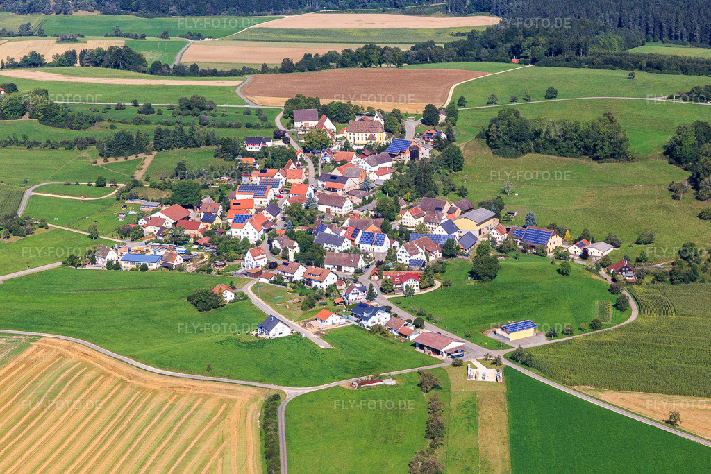 Luftbild: Ortsansicht von Osten im Ortsteil Dürrenwaldstetten in Langenenslingen im Bundesland Baden-Württemberg in Deutschland. Foto: IMG_129269.jpg vom 05.09.2021 durch Werner Riehm/FLY-FOTO.de