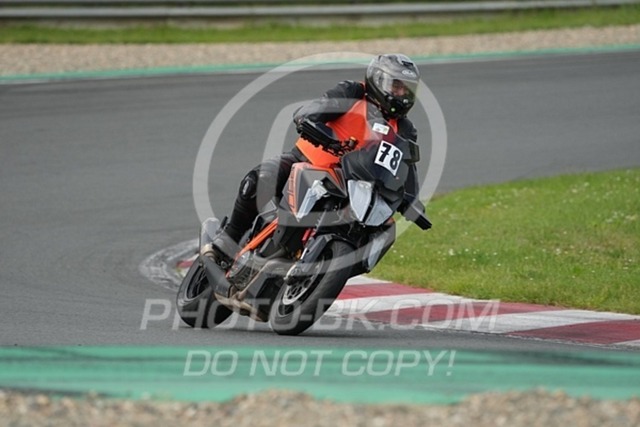 2024_06_21_PBK_22634 | Sportfotografie; SlowMotion; Video; Rennstrecke; Hafeneger; Speer; Racing; RSE; BMW; CBO; Trackday; Motorsportarena; Hockenheimring; Brno; Most; Barcelona; Valencia