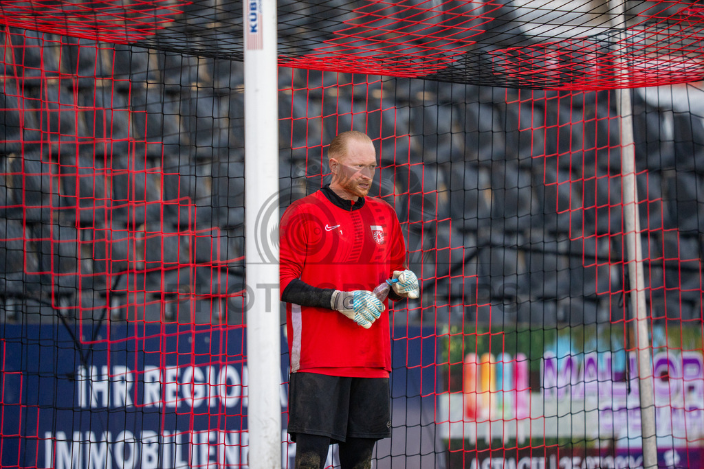 SG Sonnenhof Großaspach vs. KSV Hessen Kassel, Fussball, Regionalliga Südwest, 23. Spieltag, Saison 2025/2026, 07.03.2026 | Maximilian Reule (SG Sonnenhof Großaspach, #01),SG Sonnenhof Großaspach vs. KSV Hessen Kassel, Fussball, Regionalliga Südwest, 23. Spieltag, Saison 2025/2026, 07.03.2026Foto: photosbyphips/Philip Ziegler