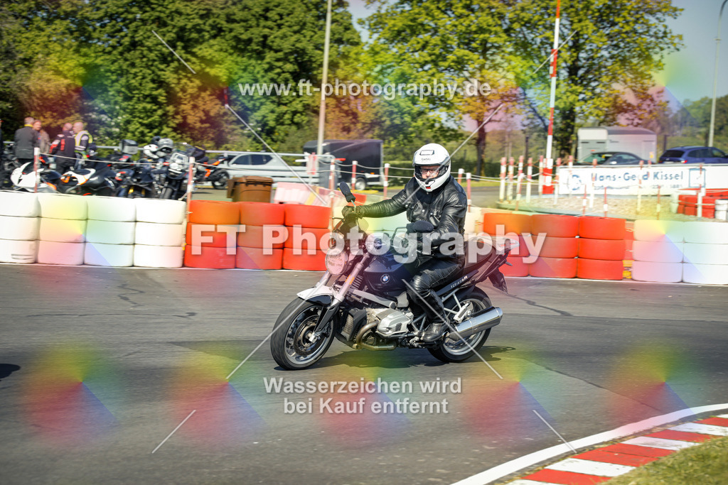 OBK_Mai_Martina_Markus-10312 | Hier findet Ihr Bilder von Touristenfahrten auf der Nürburgring Nordschleife oder von anderen Veranstaltungen die ich besucht habe. Viel Spass beim Durch Schauen 