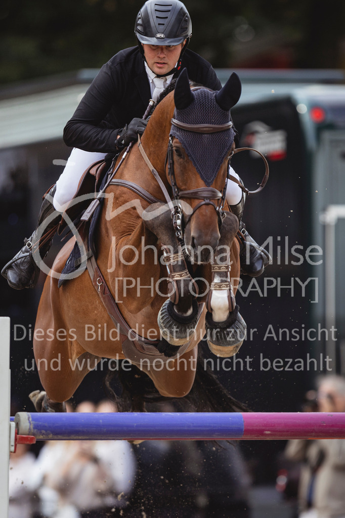 240915_OWLCh_GP-898 | Deine schönsten Turniermomente als professionelle Fotos! Entdecke hochwertige Pferdesport-Fotografie im Online-Shop. Jetzt Fotos finden & bestellen!