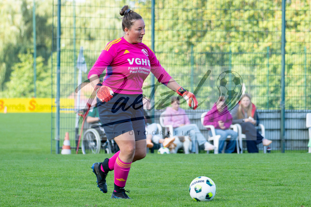 20260906_RULSVK_0876 | Fußball, Frauen:   beim Spiel der Kreisliga zwischen SG Rulle/Haste vs. SV Kettenkamp am 06.09.2026 im Stavermann-Sportpark in Rulle/Wallenhorst, Deutschland.(Foto von Nico Paetzel) - Realisiert mit Pictrs.com