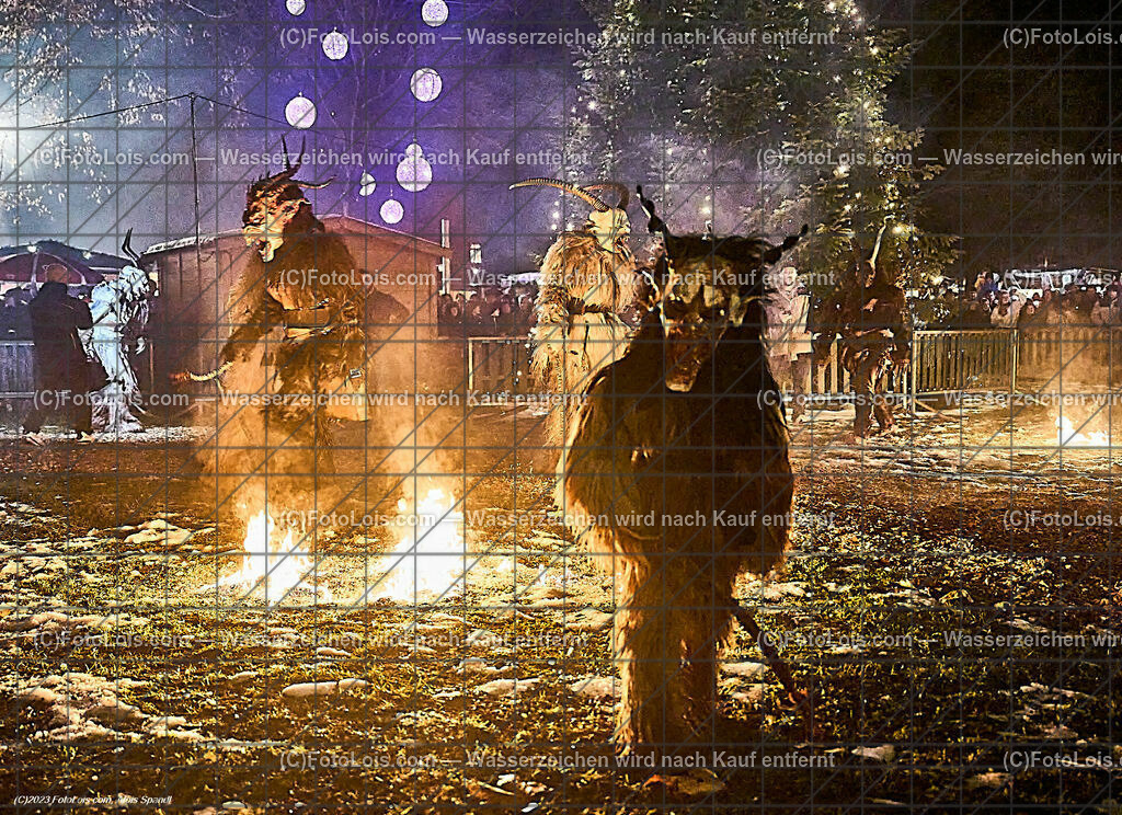 ALP5213_WIESELBURGER ADVENT_Perchtenlauf | (C)FotoLois.com, Alois Spandl, WIESELBURGER ADVENT, Perchtenlauf, So 10. Dez. 2023.