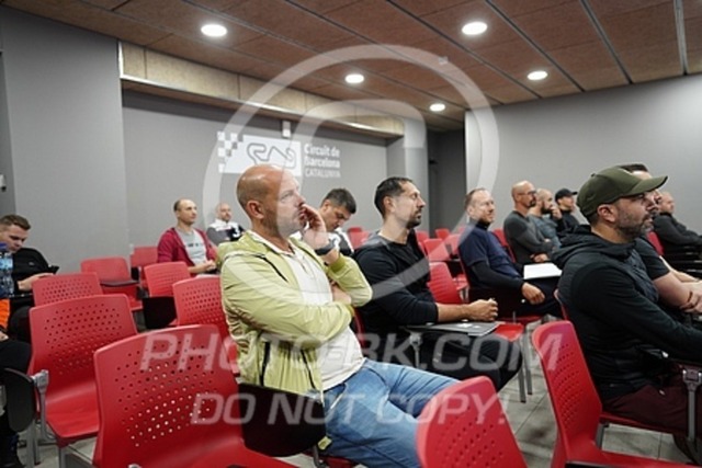 2023_10_27_PBK_10777 | Sportfotografie; SlowMotion; Video; Rennstrecke; Hafeneger; Speer; Racing; RSE; BMW; CBO; Trackday; Motorsportarena; Hockenheimring; Brno; Most; Barcelona; Valencia