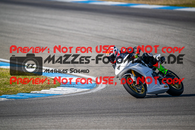 MaZZes_FotoMatrix_230410_3825 | GELB