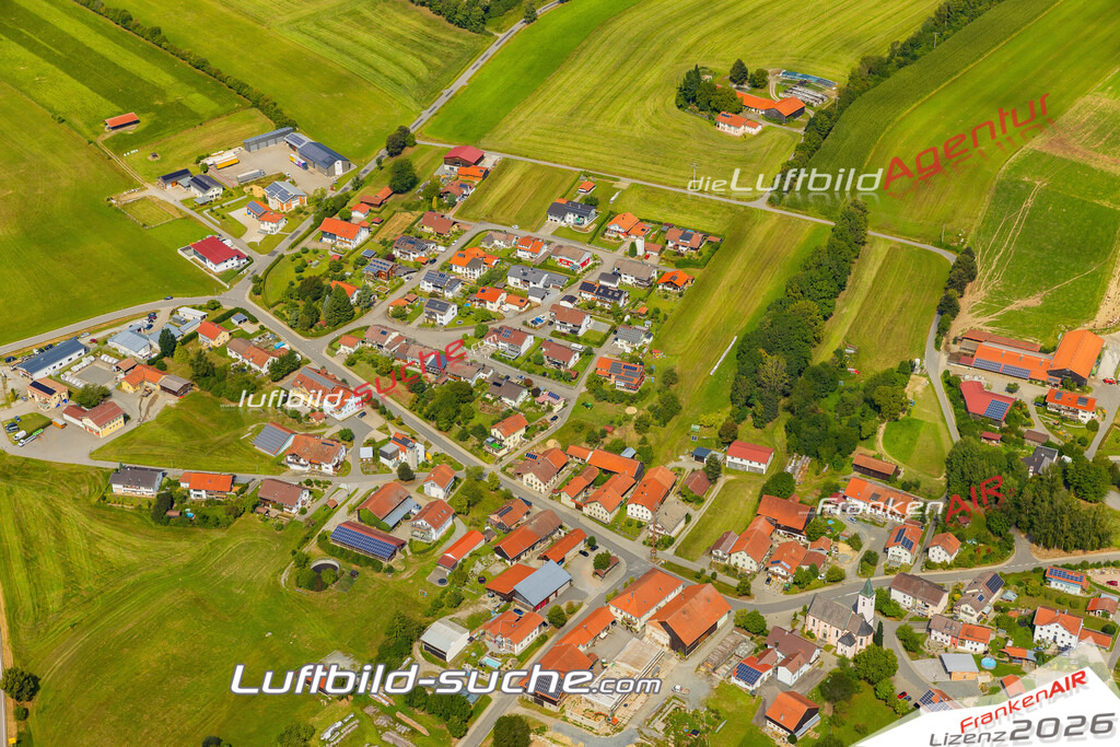 Luftaufnahme von Eppenschlag Vs Google Maps- Die Luftaufnahme wurde 2025 vom UL-Flugzeug heraus erstellt ( keine Drohne ) - Hochauflösende Luftaufnahme - für professionelle Ausdrucke geeignet. Die Geschenkidee !Mit Lizenz und Bildrechte bestellbar