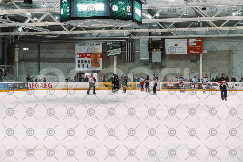 Alligators_vs_Peiting_25_11_2025-41 | Höchstadt Alligators Fotogalerie: Eishockey-Action aus Franken. Professionelle Spielfotos, Portraits & Stadionbilder zum Download. Jetzt entdecken! - Realisiert mit Pictrs.com