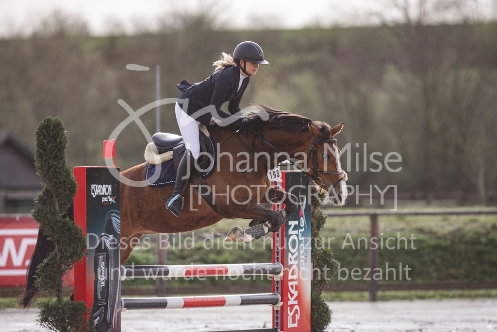 240330_Fruehlingsfest_Amateur-SprPf-A-204 | Deine schönsten Turniermomente als professionelle Fotos! Entdecke hochwertige Pferdesport-Fotografie im Online-Shop. Jetzt Fotos finden & bestellen!