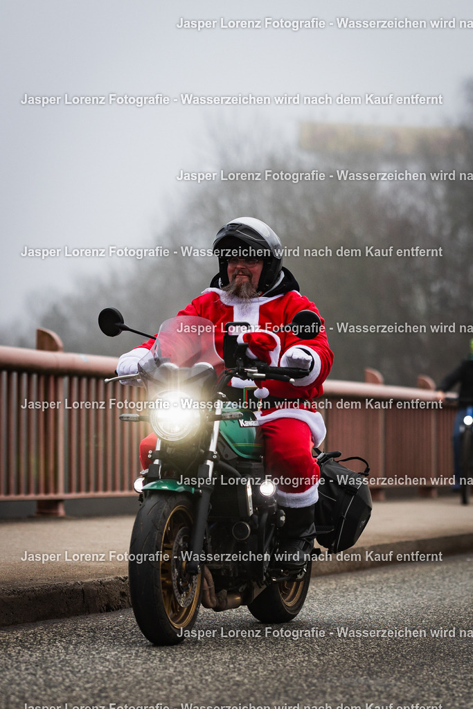 X-Mas Ride I Kiel I 2025 | Jasper Lorenz Fotografie - Realisiert mit Pictrs.com