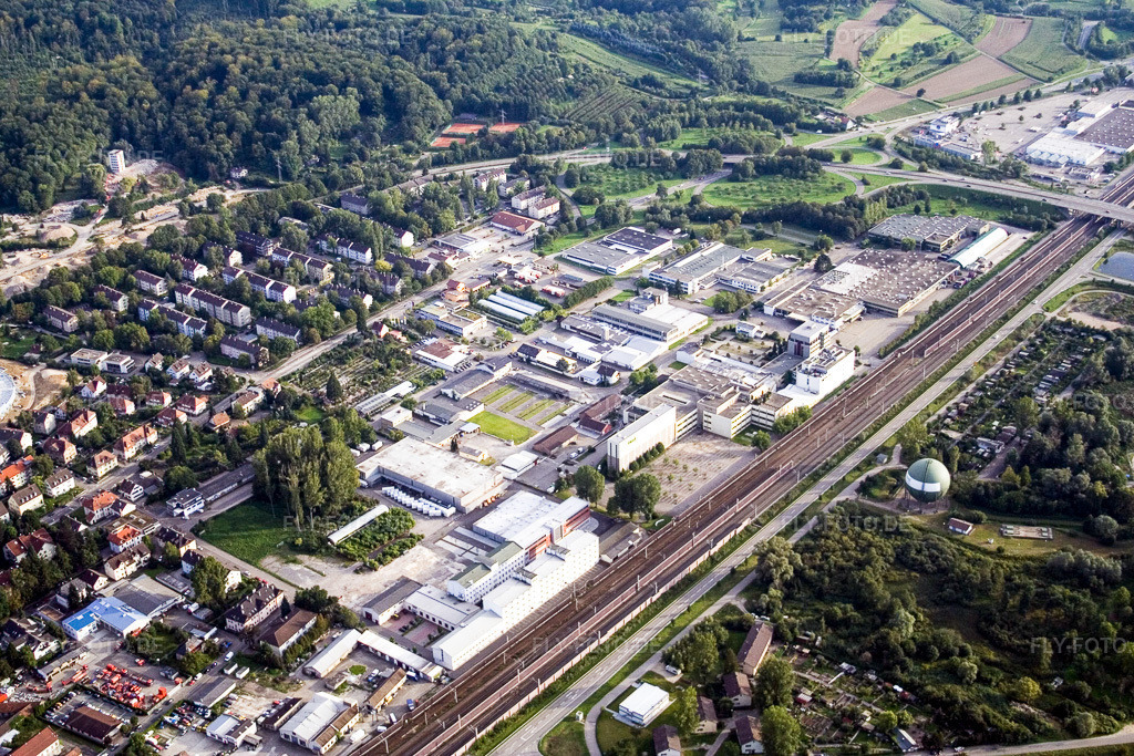 Luftbild: Heel Arzneimittel im Ortsteil Oos in Baden-Baden im Bundesland Baden-Württemberg in Deutschland. Foto: IMG_3882.jpg vom 10.09.2006 durch Werner Riehm/FLY-FOTO.de