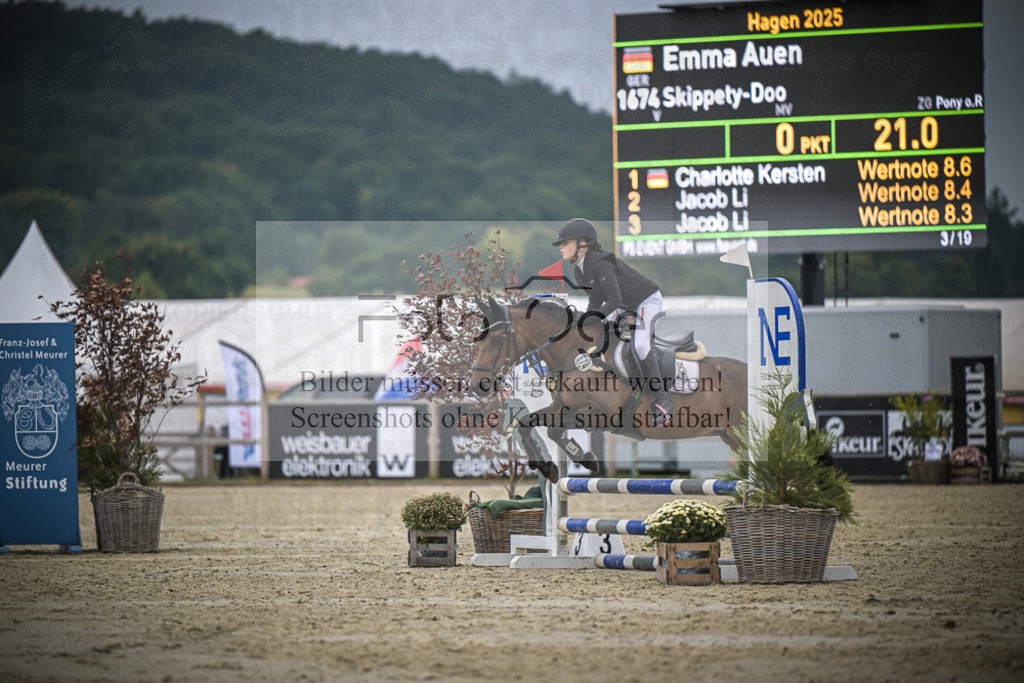 DOS_1203 | Entdecke hochwertige Reitturnierfotos von Foto Oger. Professionell, emotional und authentisch – jetzt Lieblingsmomente im Shop bestellen.Deutschlandweite Turnierfotografie. - Realisiert mit Pictrs.com