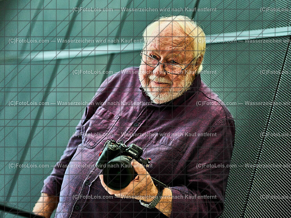 ALP9056_Linz_ARS-Elektr_MH_Nassplattenfotografie_Sokol Gerhard | (C)FotoLois.com, Alois Spandl, Linz an der Donau - ARS Elektronica Center, Multimediashow über Nassplattenfotografie von Markus Hofstätter, Fr 13. Oktober 2023.