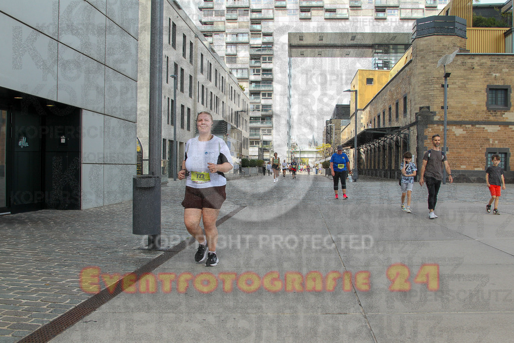 250920_1343_EV4_6546 | Sportfotografie im Rhein-Sieg Kreis, Köln, Bonn, NRW, Rheinland Pfalz, Hessen, etc. Unser Tätigkeitsfeld umfasst den Laufsport vom Volkslauf über den Marathon, Duathlon, Triathon bis zum Ultralauf wie Kölnpfad Ultra oder Schindertrail.