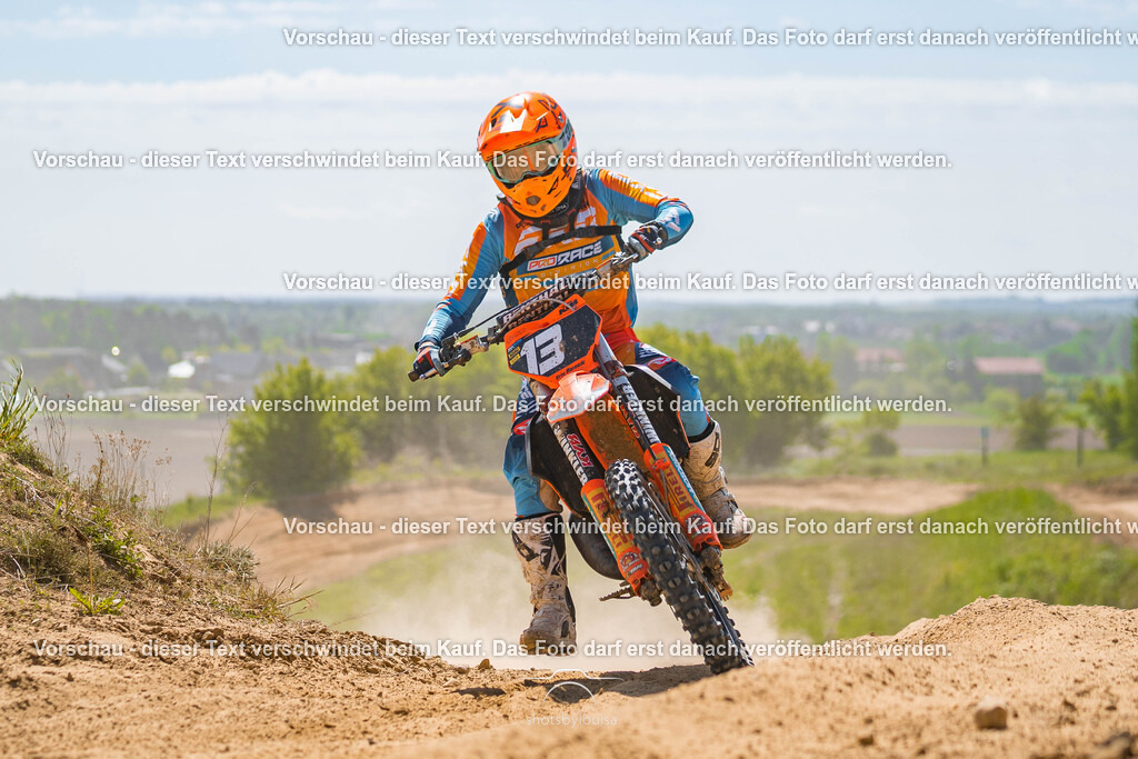 05_03_Schwedt-9252 | Sportfotografin aus Berlin-Brandenburg mit Fokus auf Motocross. Ich halte deine sportliche Leistung und echte Emotionen auf und neben der Strecke professionell fest. Entdecke die Fotos von deinem Rennen und bestelle sie direkt hier im Shop.