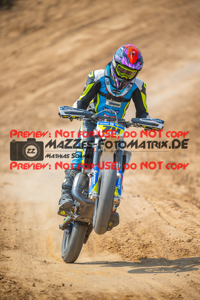 MaZZes-Fotomatrix-20260816-615422 | ROOKIES