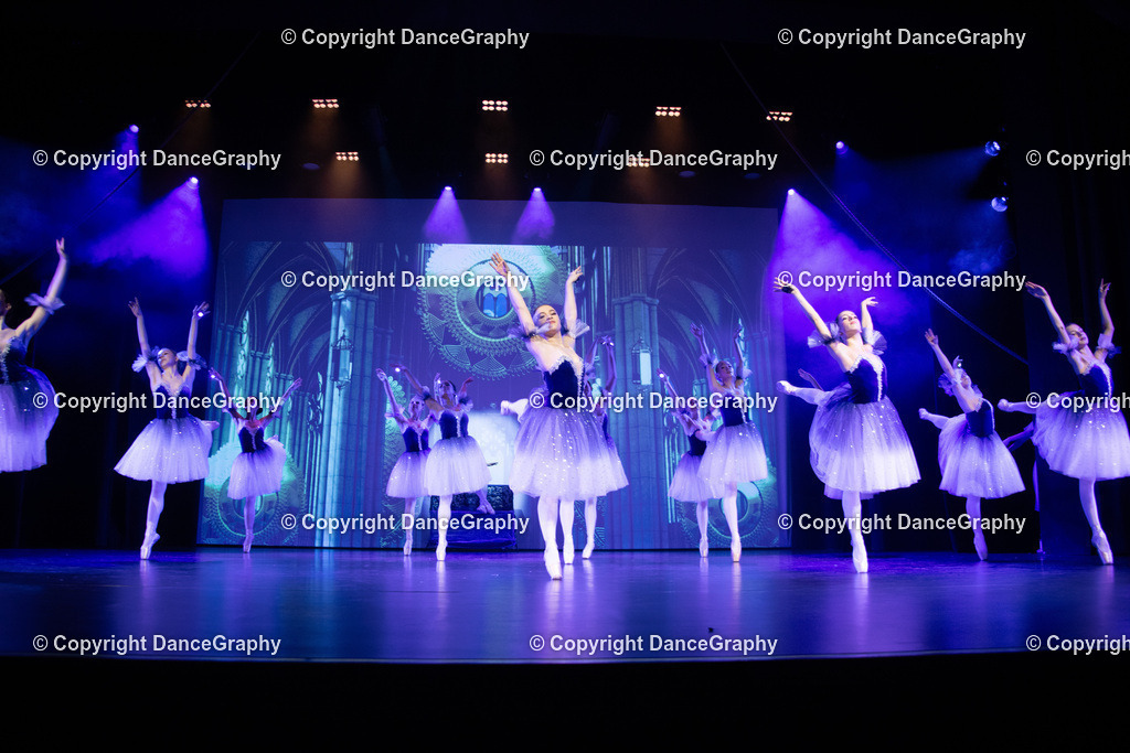 GPHY2649 | DanceGraphy - Realisiert mit Pictrs.com