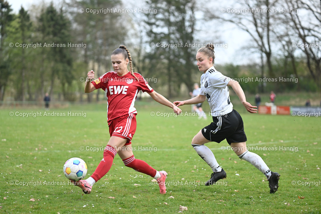 Fußball I Frauen I Saison 2024-25 I Oberliga I FC Jesteburg-Bendestorf - SpVg Aurich Frauen I 13.4.2025 | a-hannig - Realisiert mit Pictrs.com