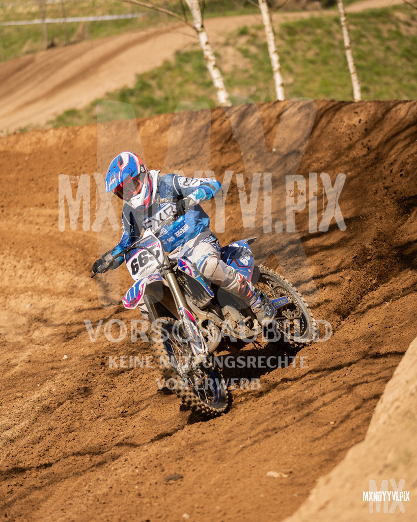 866A2826 | mxndyyvipix
