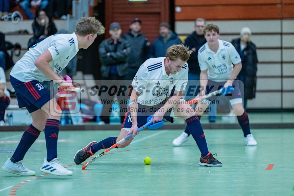 HK_20231217_107613 | 1. Bundesliga Herren Crefelder HC - Düsseldorfer HC  am 17.12.2023 Sporthalle Glockenspitz, Krefeld , Tassilo Busch ( Düsseldorfer HC #10 )