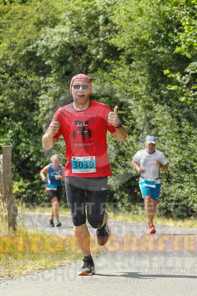 220625_1533_EV4_4200 | Sportfotografie im Rhein-Sieg Kreis, Köln, Bonn, NRW, Rheinland Pfalz, Hessen, etc. Unser Tätigkeitsfeld umfasst den Laufsport vom Volkslauf über den Marathon, Duathlon, Triathon bis zum Ultralauf wie Kölnpfad Ultra oder Schindertrail.