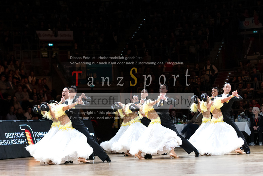 20241109_DM-Formationen_6965 | Tanzsportbilder, Standardtanz, Lateintanz, WDSF, DTV, LTVB, dancecomp, goc, hessen tanzt, blaues band der spree, walzer, tango, wiener walzer, slowfox, quickstepp, samba, rumba, cha-cha-cha, paso doble. jive, hd-kroft photography, turniertanzsport