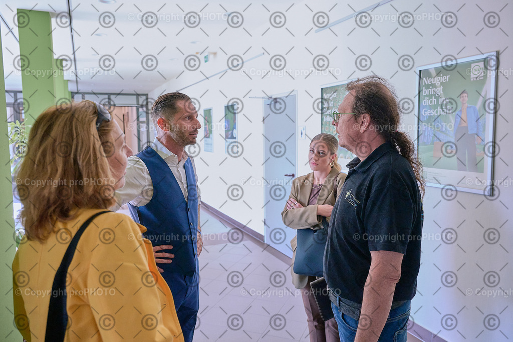 113_202509_EmployerBranding_NZ9_1723 | proPHOTO - Realisiert mit Pictrs.com