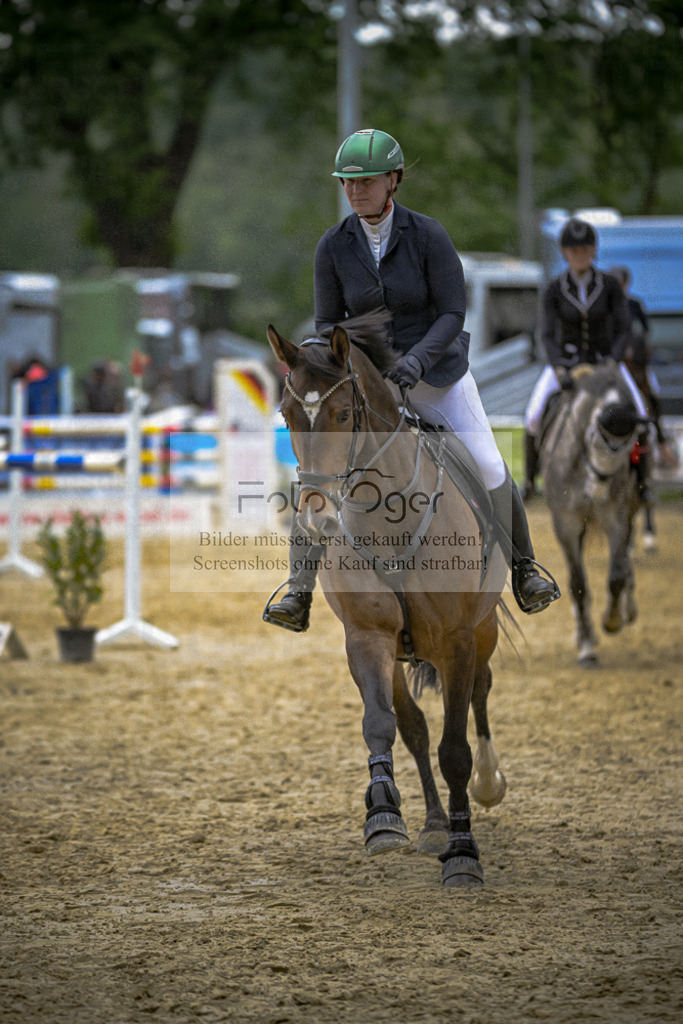 20240505-DOS_1612 | Entdecke hochwertige Reitturnierfotos von Foto Oger. Professionell, emotional und authentisch – jetzt Lieblingsmomente im Shop bestellen.Deutschlandweite Turnierfotografie. - Realisiert mit Pictrs.com