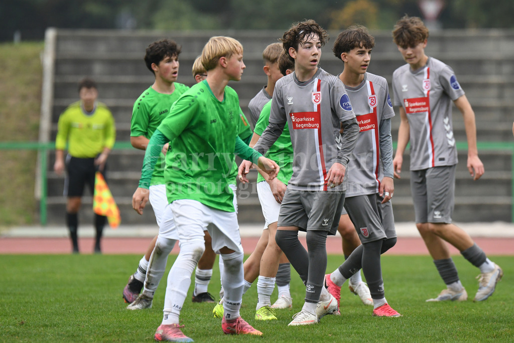 SpVgg GW U15 : Jahn Regensburg | Ha-Ri; Sportfotografie Ha-Ri; Sporfotografie Harry Rindler; Sport Deggendorf; Sportbilder Deggendorf; Sportfotos Deggendorf; Sportfotos Niederbayern; Sportbilder Niederbayern; Amateursport Niederbayern; Bayern;  - Realisiert mit Pictrs.com