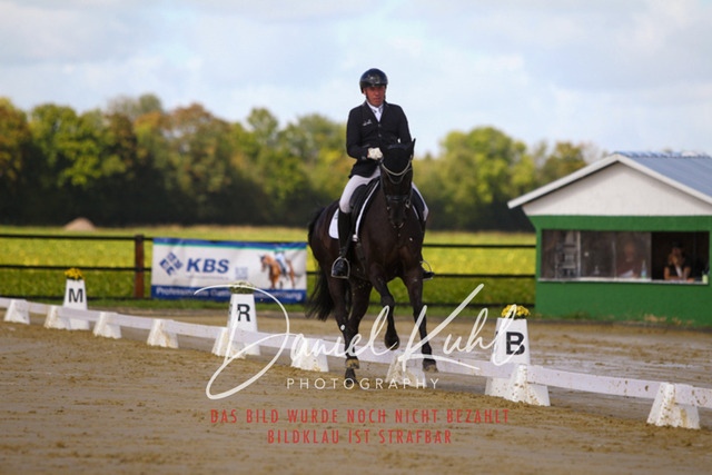 DKP45208 | Turniersportfotografie; Pferdefotografie; Dressurfotografie