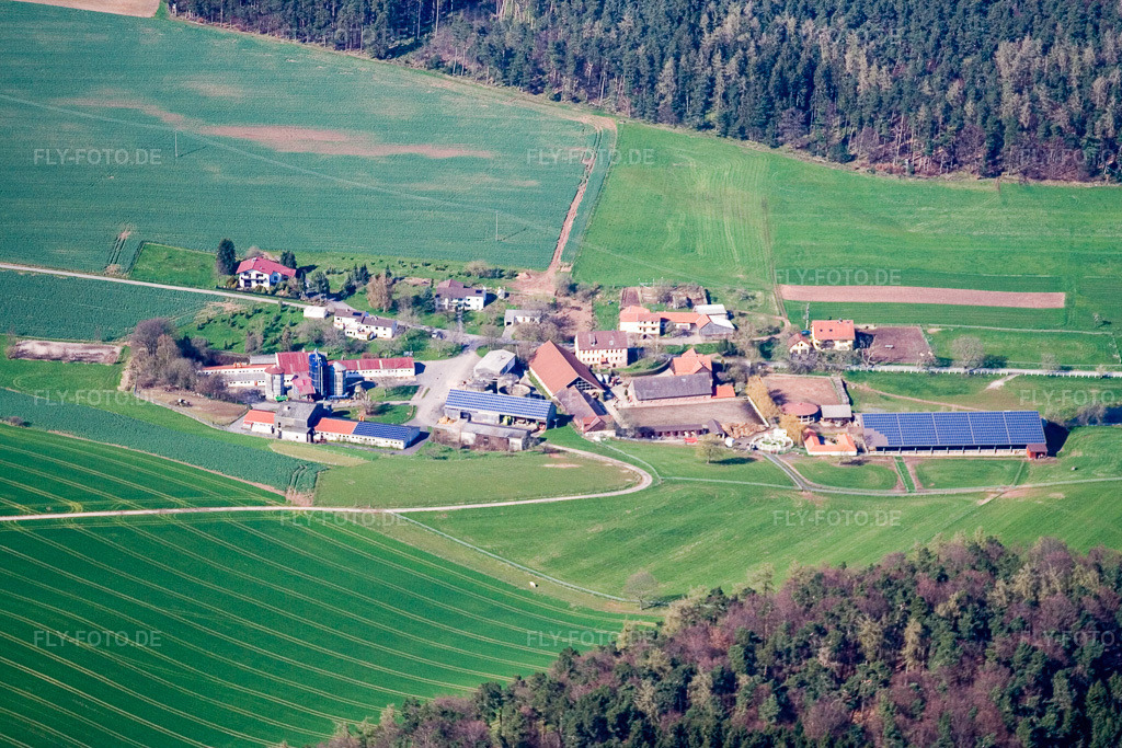 Luftbild: Roßbacher Hof in Erbach im Bundesland Hessen in Deutschland. Foto: IMG_10433.jpg vom 20.04.2008 durch Werner Riehm/FLY-FOTO.de