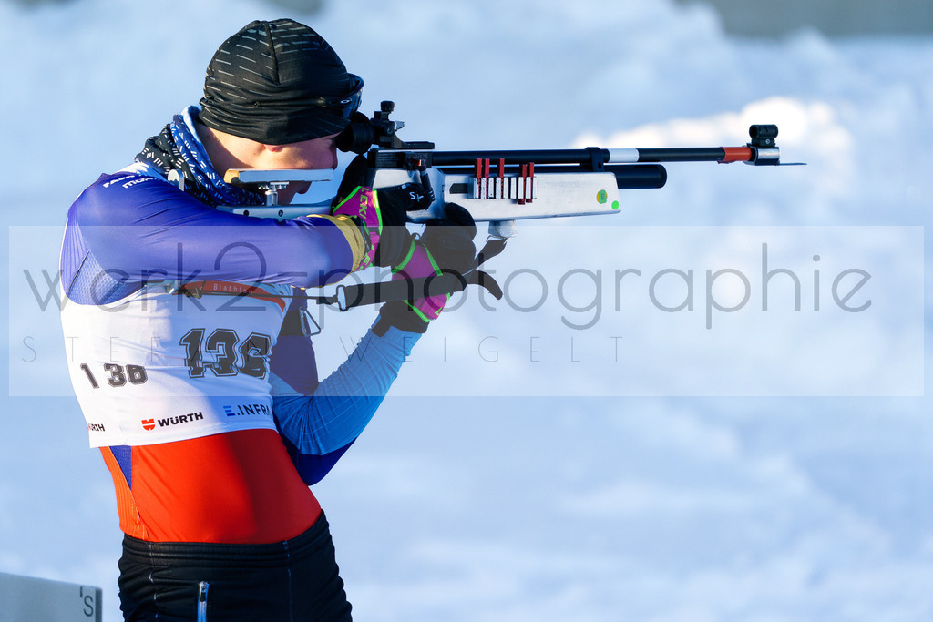 DSC Oberwiesenthal | Vom 19. - 21. Januar fand in der Sparkassen-Skiarena Oberwiesenthal der DSV E.INFRA Schülercup Biathlon statt.