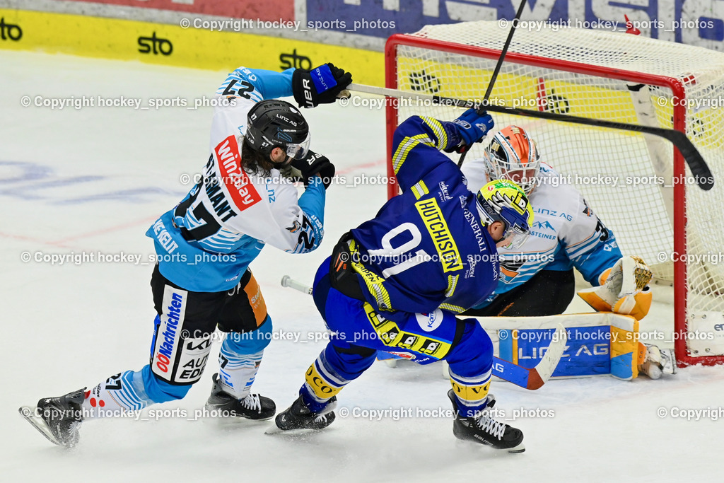 EC IDM WÄRMEPUMPEN VSV vs. Steinbach Black Wings Linz | #91 Nick Hutchison EC VSV, #27 Shawn St-Amant Black Wings Linz, #32 Rasmus Tirronen Black Wings Linz, EC IDM WÄRMEPUMPEN VSV vs. Steinbach Black Wings Linz, EC IDM WÄRMEPUMPEN VSV vs. Steinbach Black Wings Linz am 28.11.2025 in Villach (Stadthalle Villach), Austria, (Photo by Bernd Stefan)