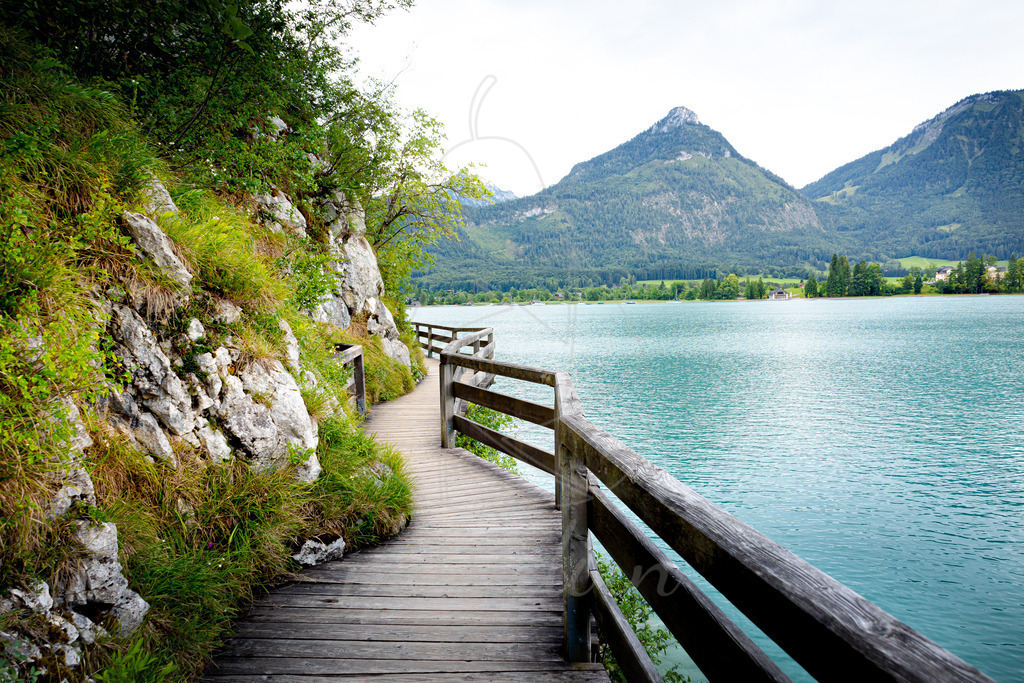 Bürglstein Rundwanderweg | Abenspaziergang am Bürglstein Rundwanderweg von der oberösterreichischen Seite aus. - Realisiert mit Pictrs.com