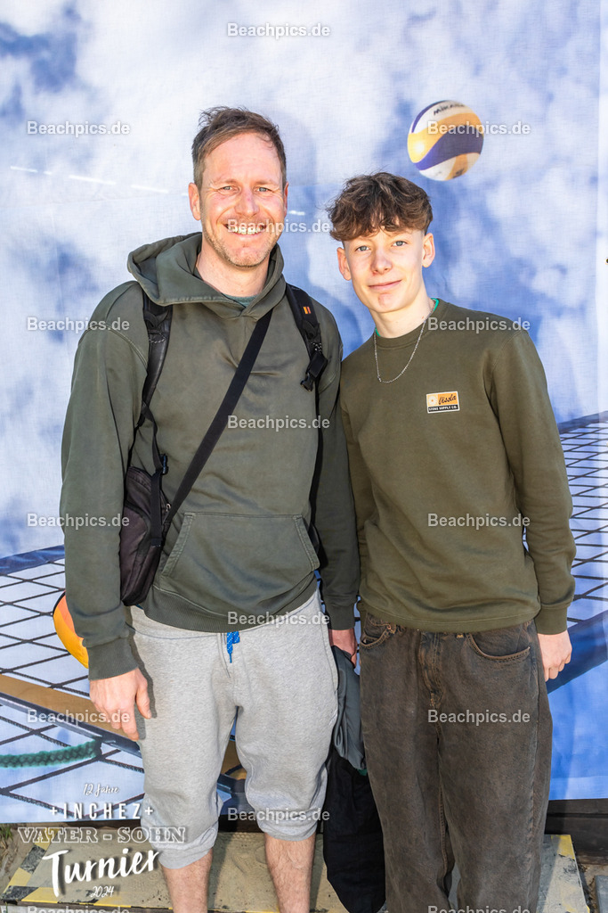 2024-00099902-Vater-Sohn-Turnier-2 | 09.05.2024; Berlin Foto: Gerold Rebsch - www.beachpics.de