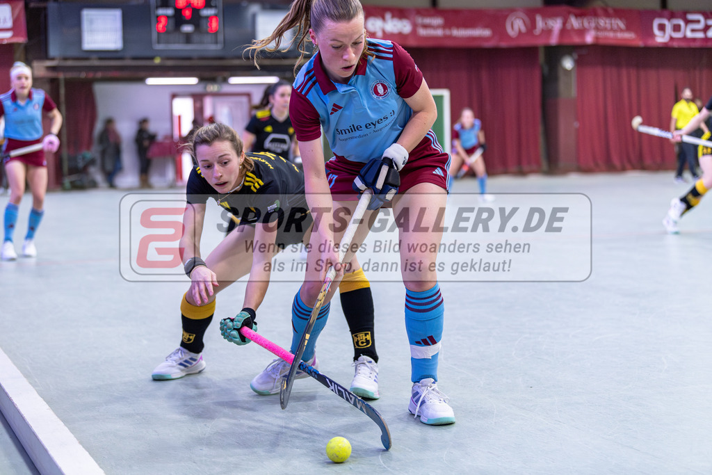 SM_2025-01-12_wD5_-121 | 1.Bundesliga Hallenhockey  (W) UHC - HTHC / 2:3 (2:1)