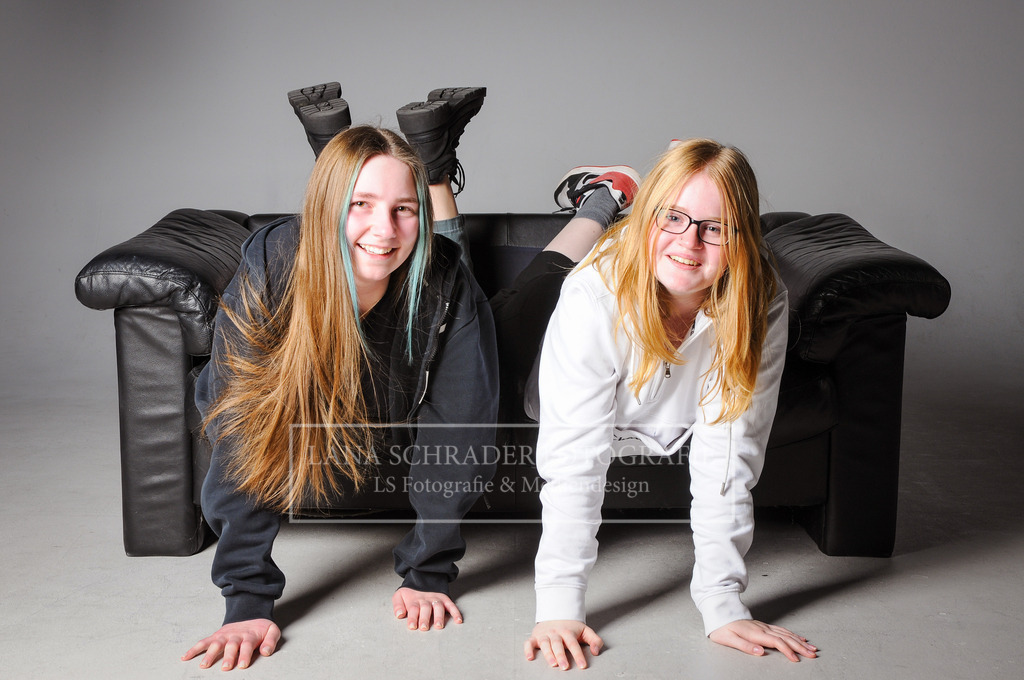 Maja und Maja Shooting 16.01.23-28 | lanaschraderfotografie - Realisiert mit Pictrs.com
