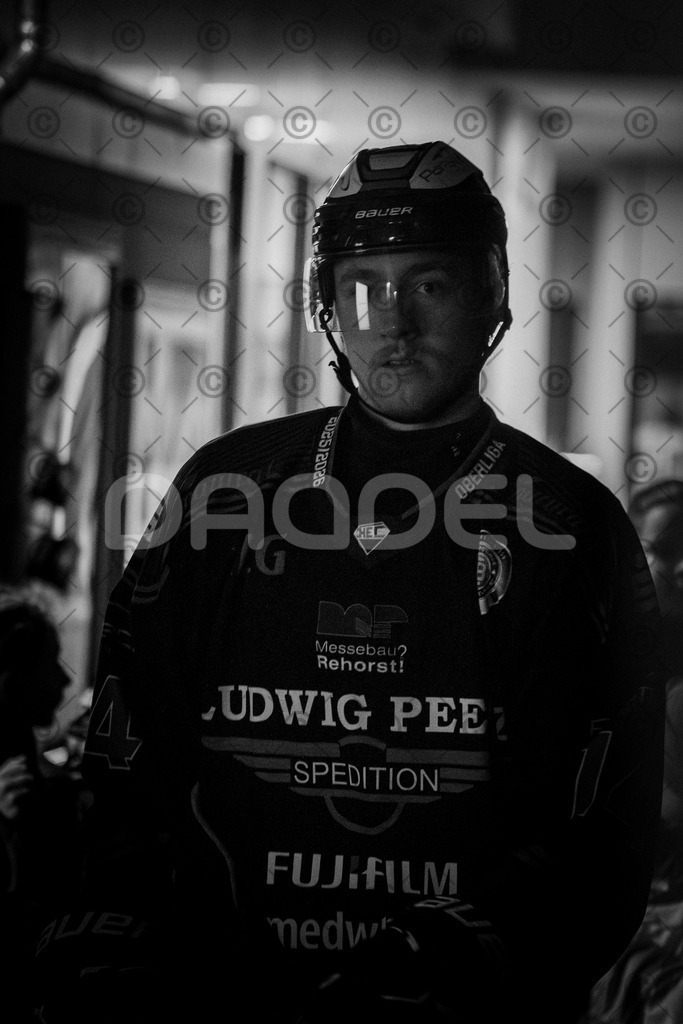 Alligators_vs_Lindau_21_12_2025-009 | Höchstadt Alligators Fotogalerie: Eishockey-Action aus Franken. Professionelle Spielfotos, Portraits & Stadionbilder zum Download. Jetzt entdecken! - Realisiert mit Pictrs.com