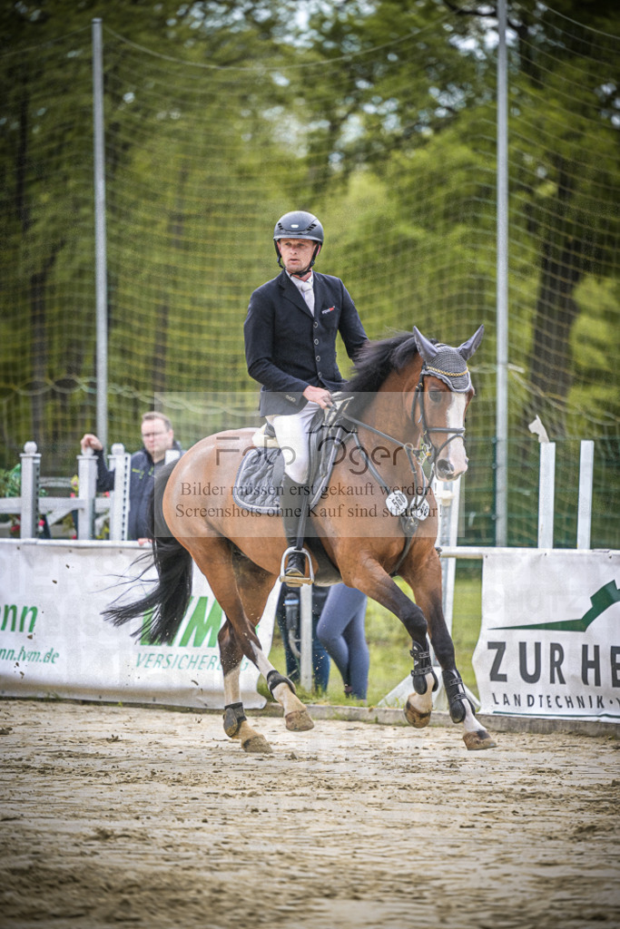 DOS_1146 | Entdecke hochwertige Reitturnierfotos von Foto Oger. Professionell, emotional und authentisch – jetzt Lieblingsmomente im Shop bestellen.Deutschlandweite Turnierfotografie. - Realisiert mit Pictrs.com