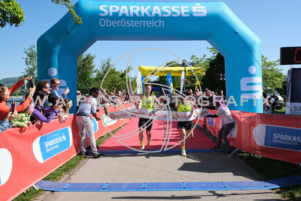 ..... | LINZ,AUSTRIA,27.April 25, Int. 3 Brückenlauf Linz  , Image shows: Photo: WAPICS / Michael Ring